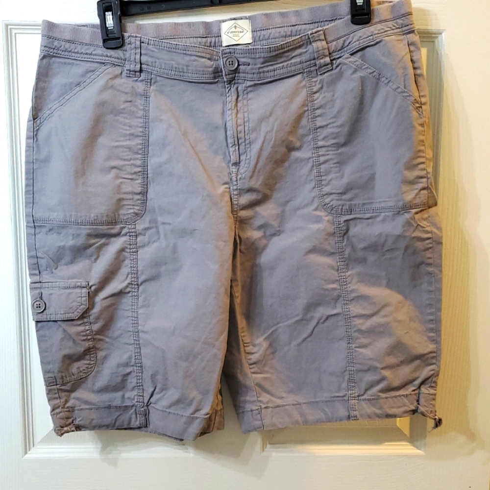 St. John's Bay Gray Cargo Shorts with Relaxed Fit 18W